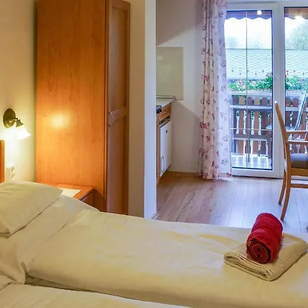 Apartament Awesome In W/ Wifi Héviz