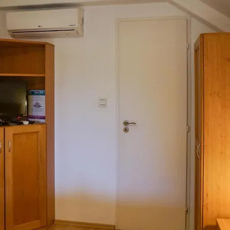 Apartament Awesome In W/ Wifi